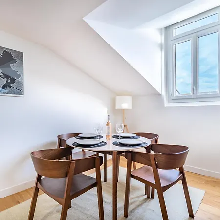 Emplacement Exceptionnel Deux Ac Wifi *